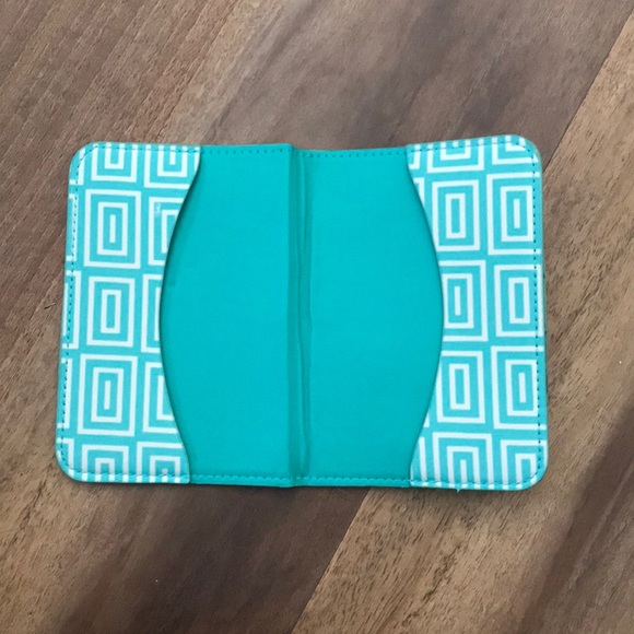 Passport cover - Picture 2 of 3